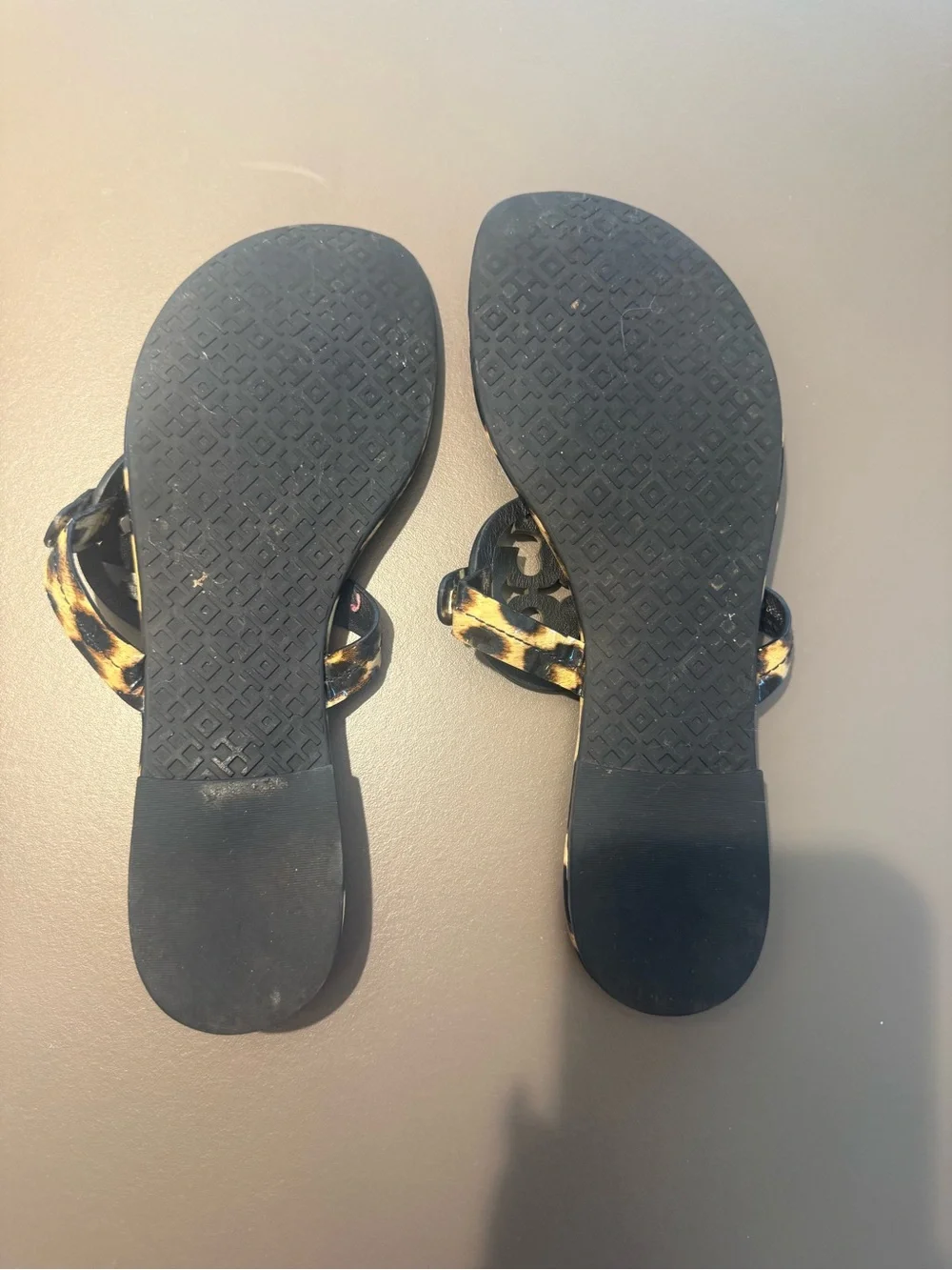 Tory Burch Patent Leather Leopard-Print Miller Thong Sandal Brown/Black Size 8